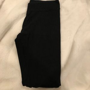 Black leggings